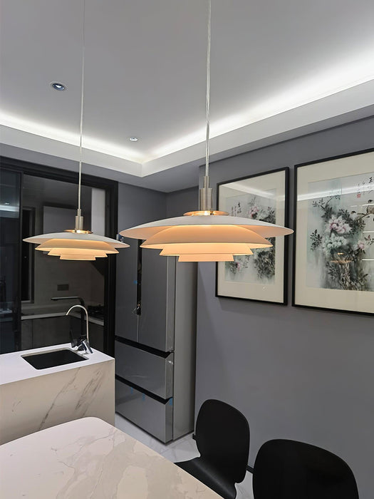 Bretagne Pendant Light-DWHOME