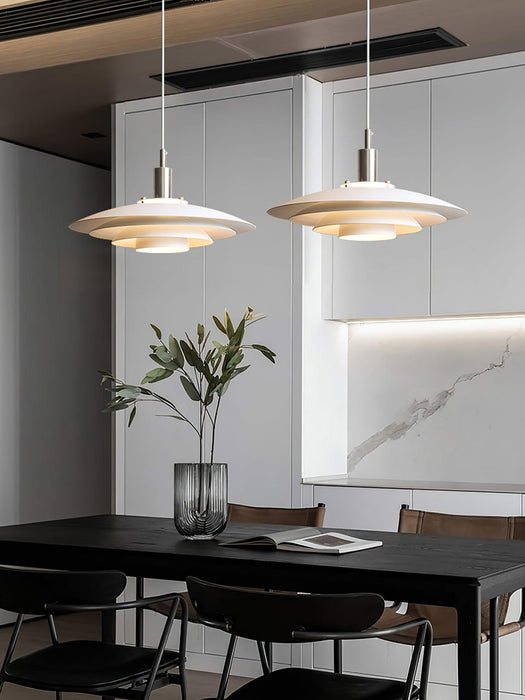 Bretagne Pendant Light-DWHOME