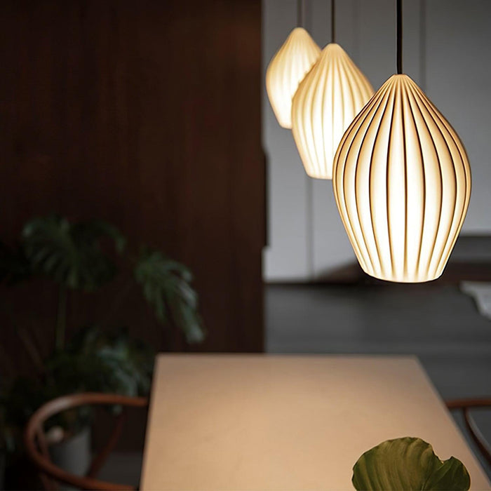 Ceramic Ribbed Pendant Light-DWHOME