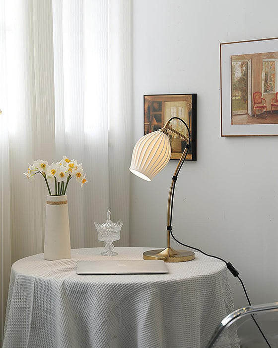 Ceramic Ribbed Table Lamp - DWHOME