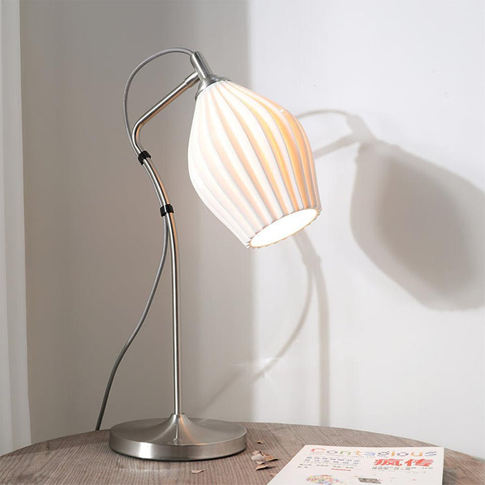 Ceramic Ribbed Table Lamp - DWHOME