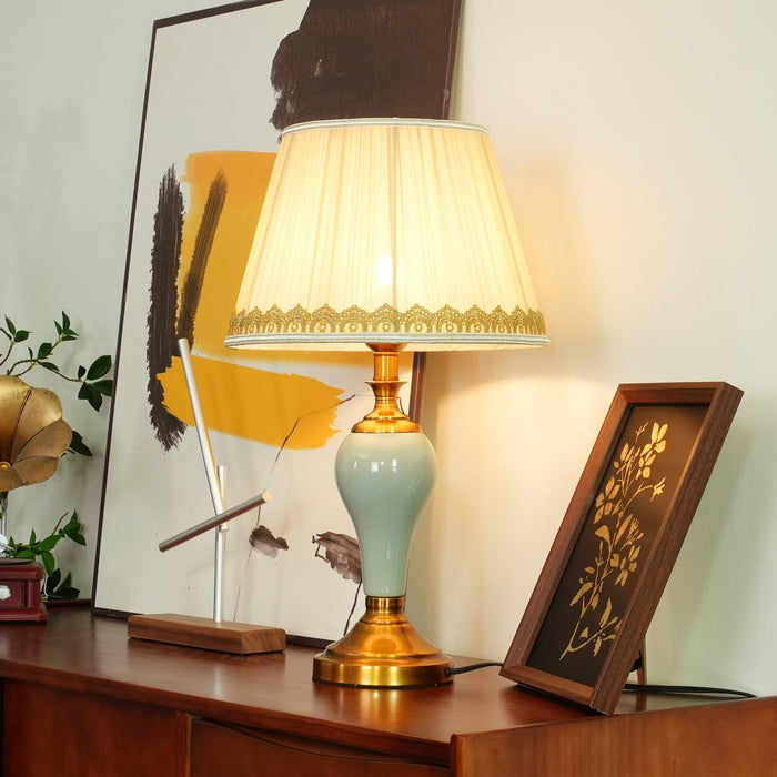 Chaslyn Desk Lamp - DWHOME
