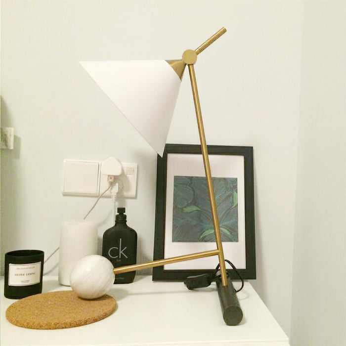 Cleo Table Lamp - DWHOME