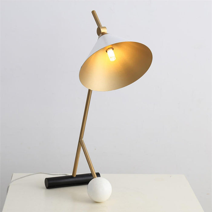 Cleo Table Lamp - DWHOME