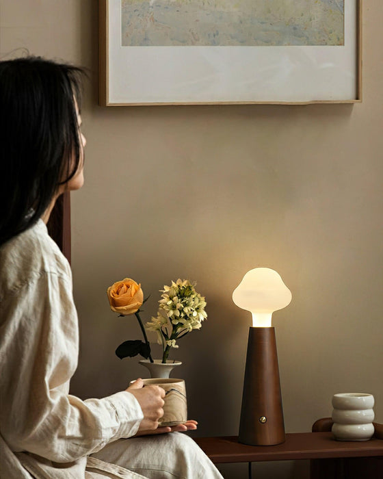 Cloudlet Table Lamp - DWHOME