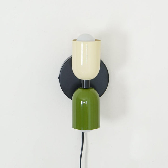Couleur Double Plug In Wall Lamp-DWHOME