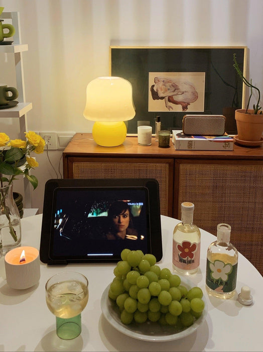 Creamy Mushroom Table Lamp - DWHOME