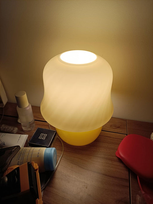 Creamy Mushroom Table Lamp - DWHOME