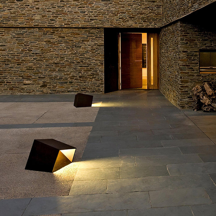 Cube Garden Solar Outdoor Light-DWHOME