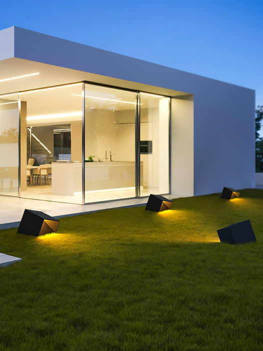 Cube Garden Solar Outdoor Light-DWHOME