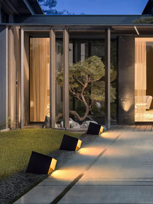 Cube Garden Solar Outdoor Light-DWHOME
