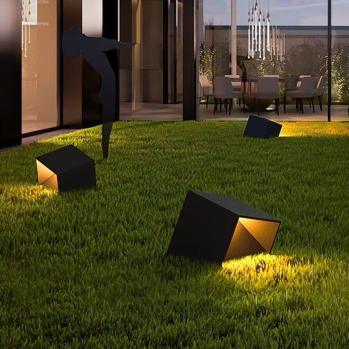 Cube Garden Solar Outdoor Light-DWHOME