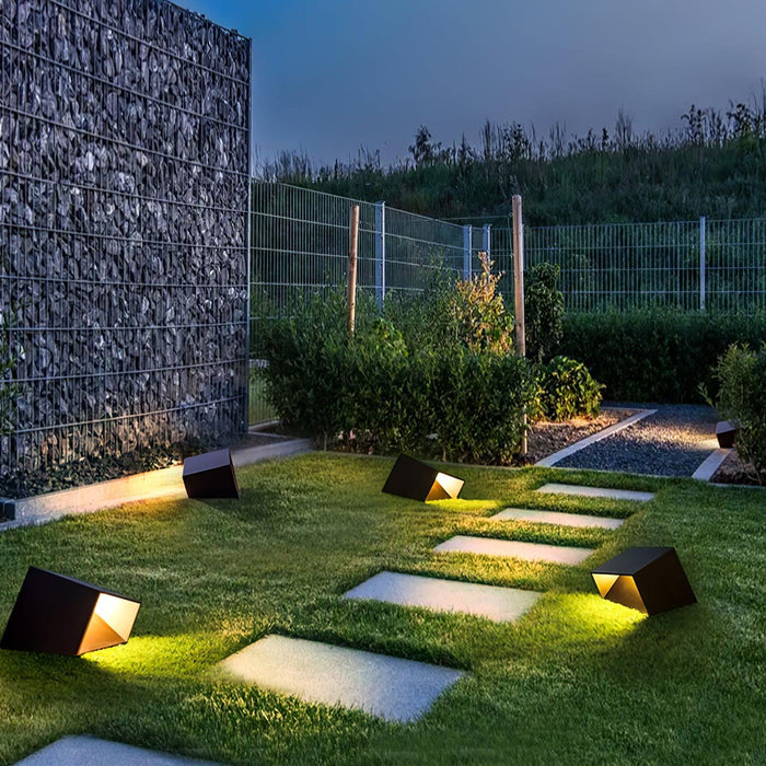 Cube Garden Solar Outdoor Light-DWHOME