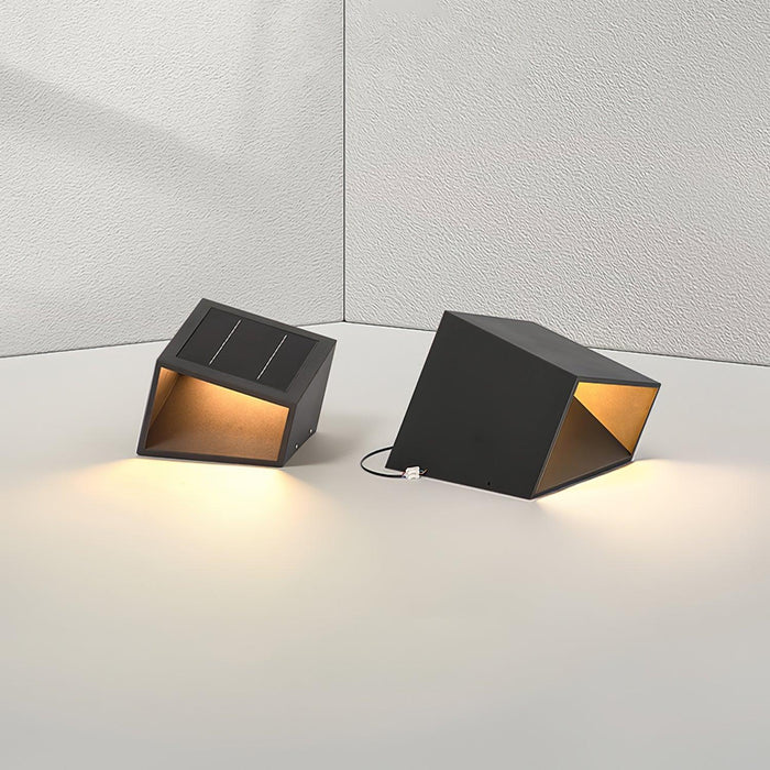 Cube Garden Solar Outdoor Light-DWHOME