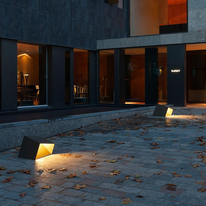 Cube Garden Solar Outdoor Light-DWHOME