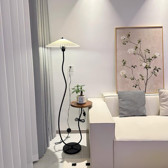 Curvatura Floor Lamp-DWHOME