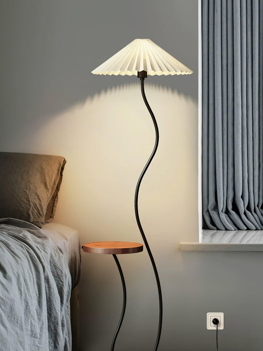Curvatura Floor Lamp-DWHOME