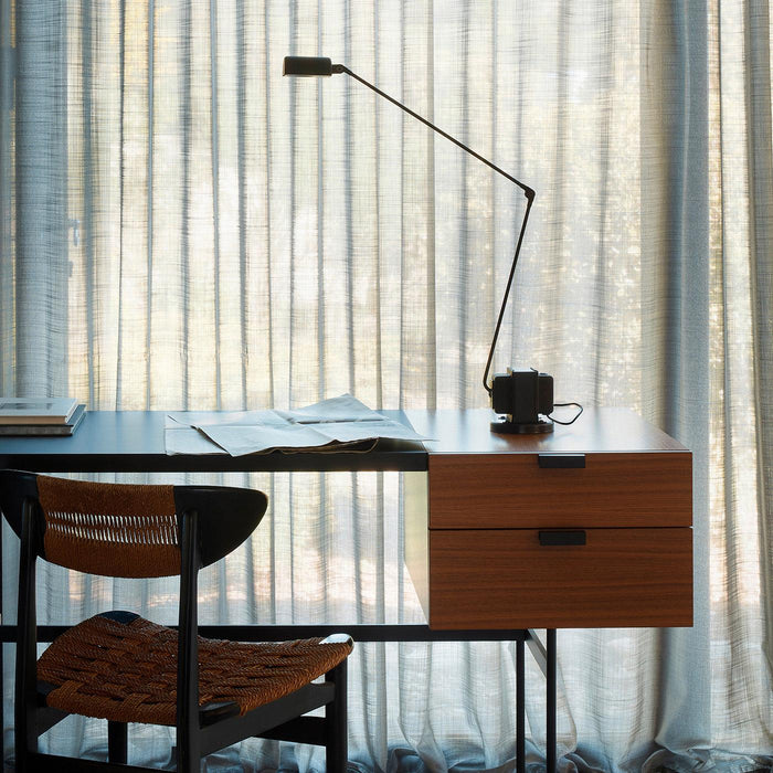 Dynamo Table Lamp - DWHOME