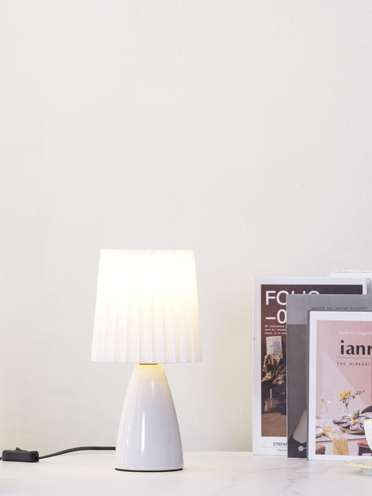Delilah Table Lamp - DWHOME