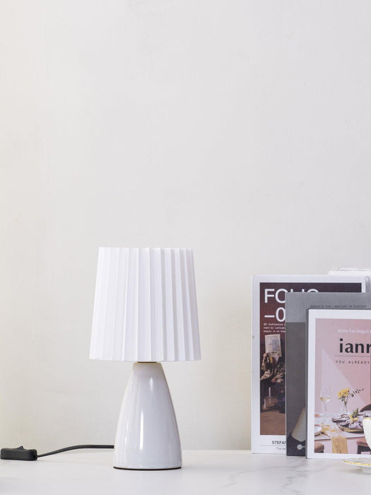 Delilah Table Lamp - DWHOME