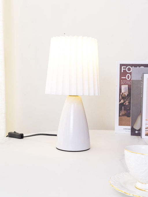 Delilah Table Lamp - DWHOME
