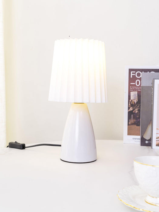 Delilah Table Lamp - DWHOME