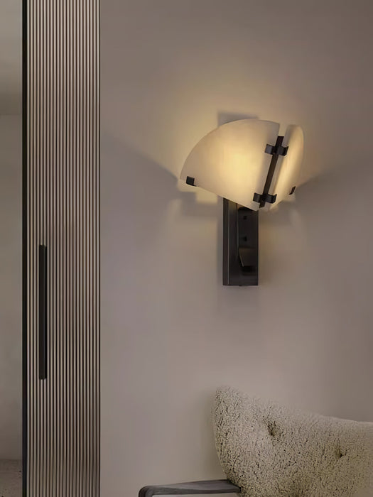 Dione Alabaster Wall Light - Vakkerlight