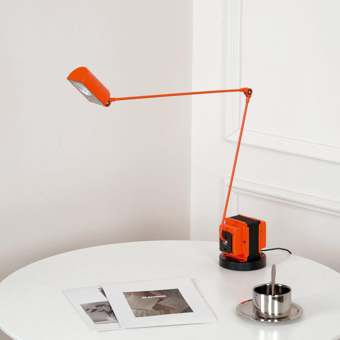 Dynamo Table Lamp - DWHOME