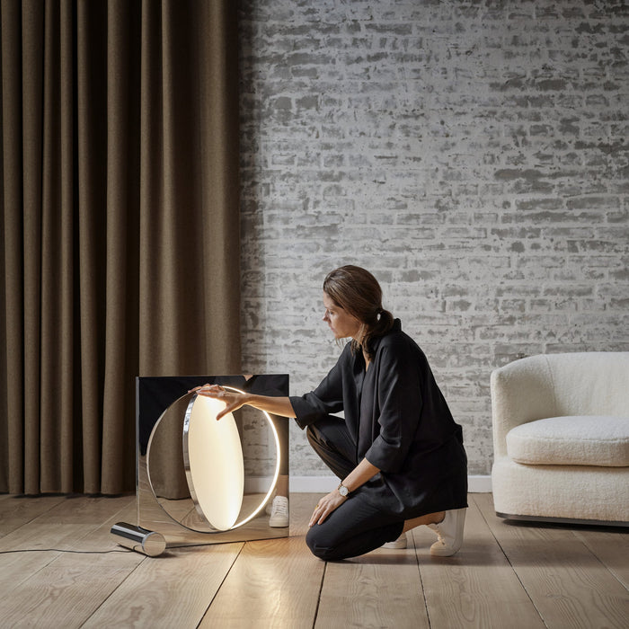 Eclipse Mirror Table Lamp - Vakkerlight