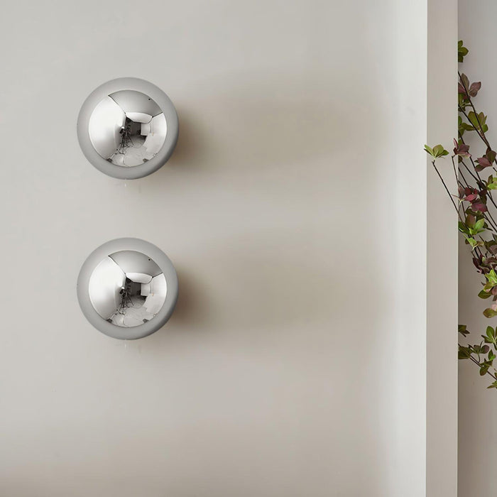 Aurum Sphere Wall Sconce - DWHOME