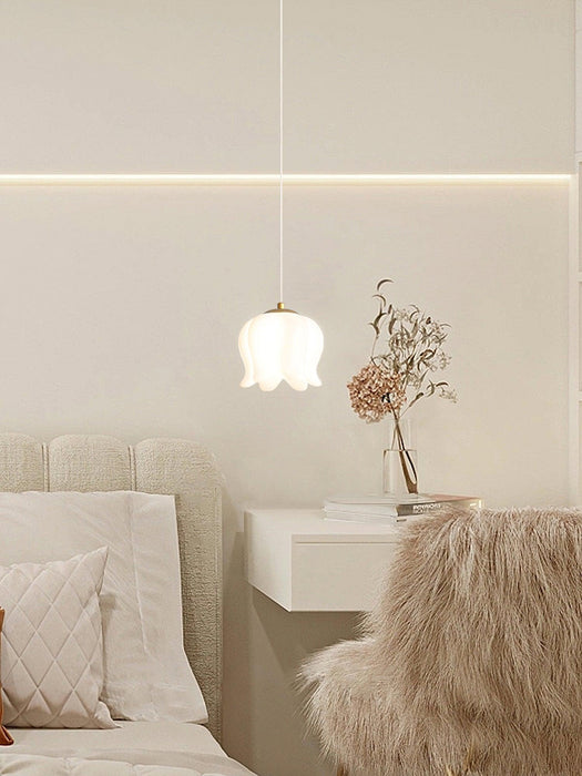 Elegant Floral Pendant Light-DWHOME