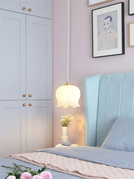 Elegant Floral Pendant Light-DWHOME