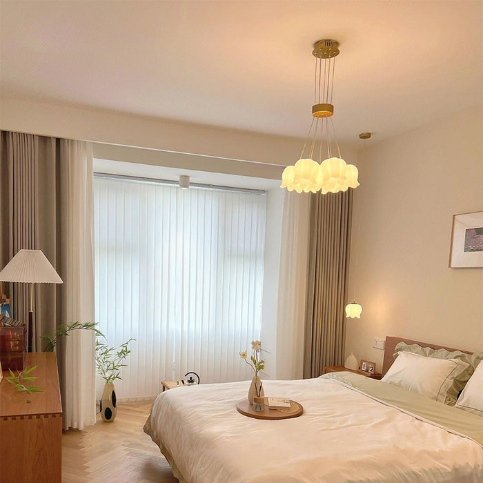 Elegant Floral Pendant Light-DWHOME