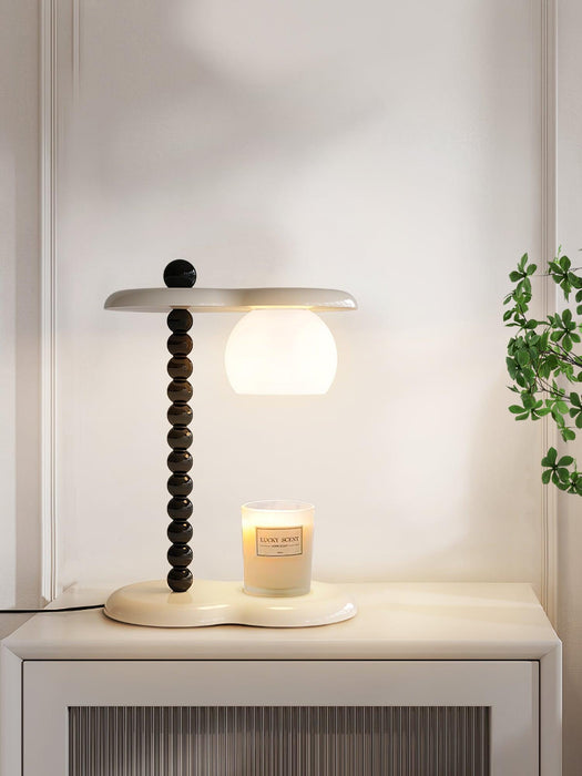 Everalda Metal Table Lamp-DWHOME