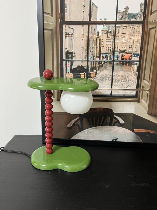 Everalda Metal Table Lamp-DWHOME