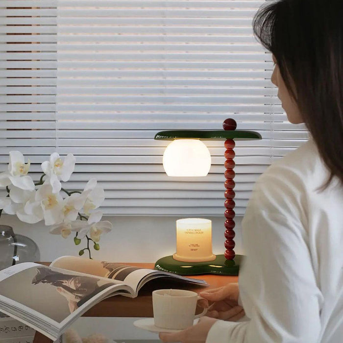 Everalda Metal Table Lamp-DWHOME