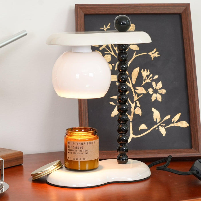 Everalda Metal Table Lamp-DWHOME