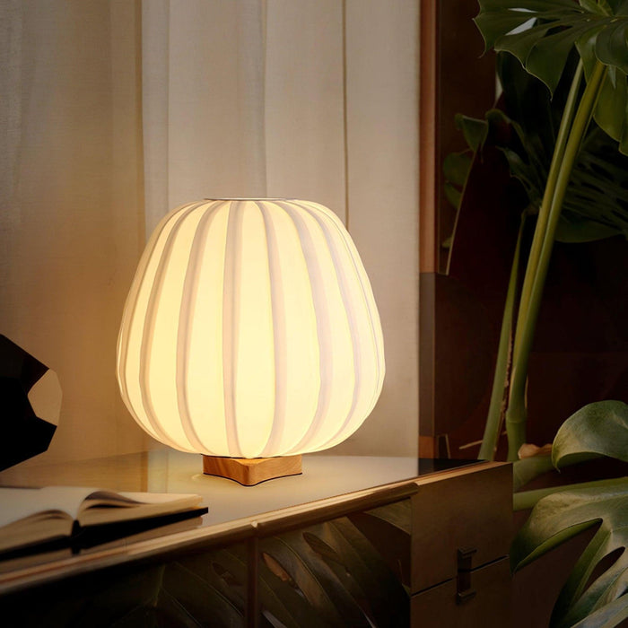 Fabric Minimalist Table Lamp-DWHOME