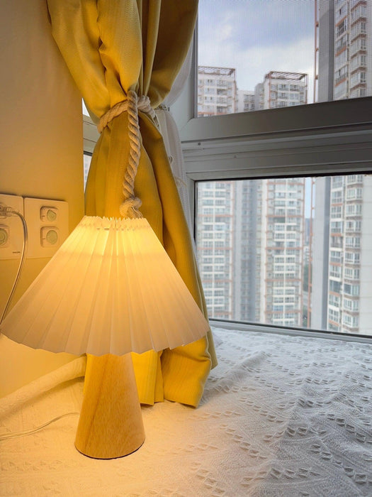 Facet Table Lamp - DWHOME