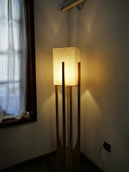 Fairbanks Floor Lamp-DWHOME