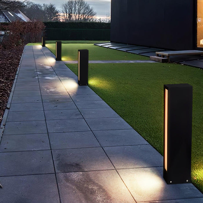 Faro Outdoor Post Lamp-DWHOME
