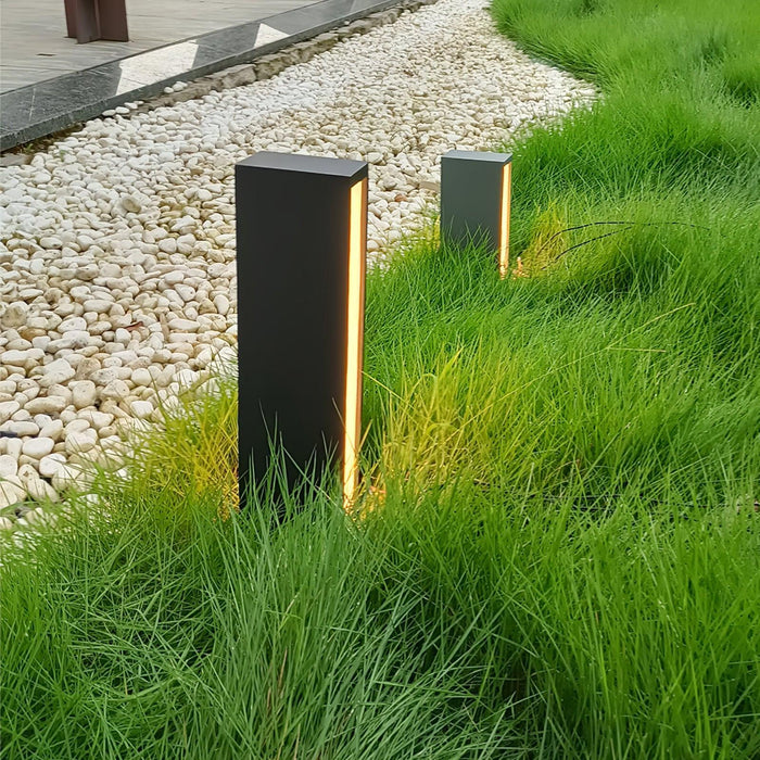 Faro Outdoor Post Lamp-DWHOME