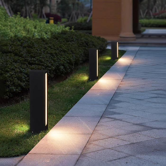 Faro Outdoor Post Lamp-DWHOME