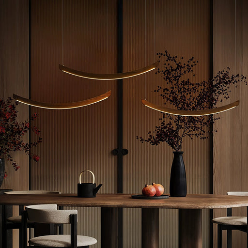Felix Crescent Pendant Lamp - Vakkerlight