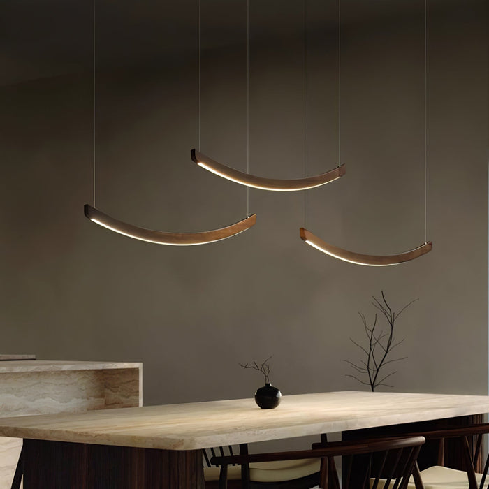 Felix Crescent Pendant Lamp - Vakkerlight