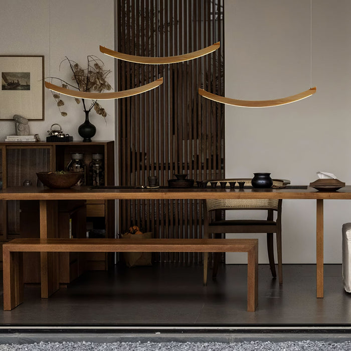 Felix Crescent Pendant Lamp - Vakkerlight