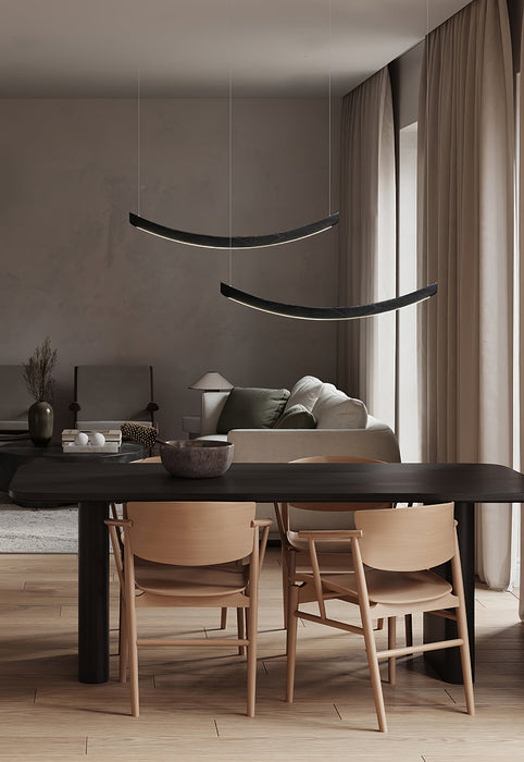 Felix Crescent Pendant Lamp - Vakkerlight