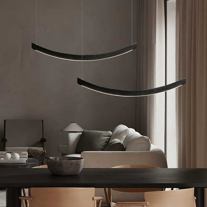 Felix Crescent Pendant Lamp - Vakkerlight