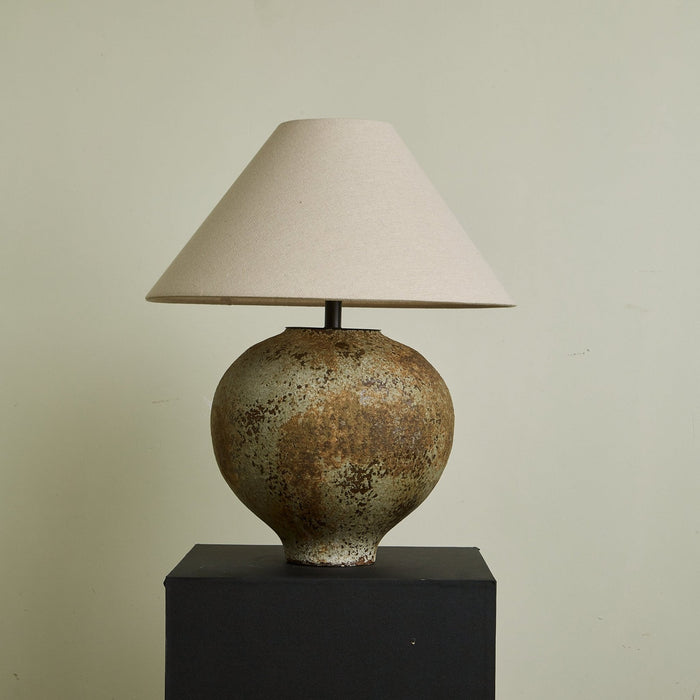Ferrosia Table Lamp-DWHOME