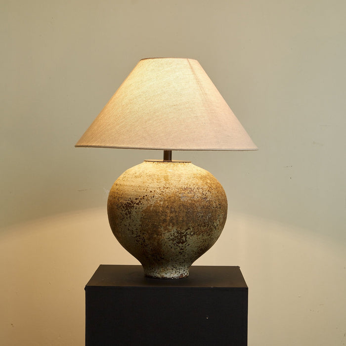Ferrosia Table Lamp-DWHOME